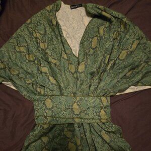 Brand New Diane Kroe Butterfly Wrap w/ matching sash - Size OS